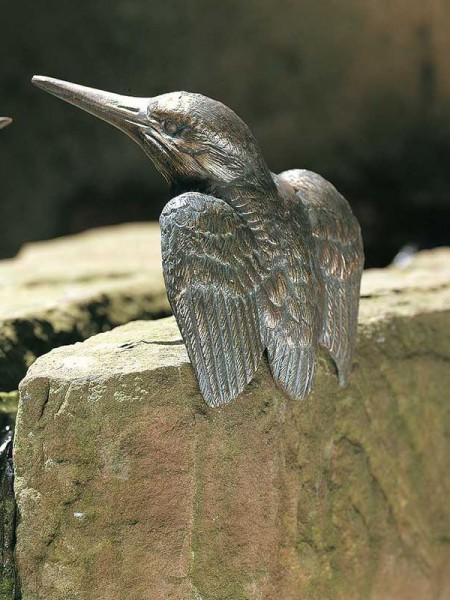 Eisvogel Bronze mit Flügel offen