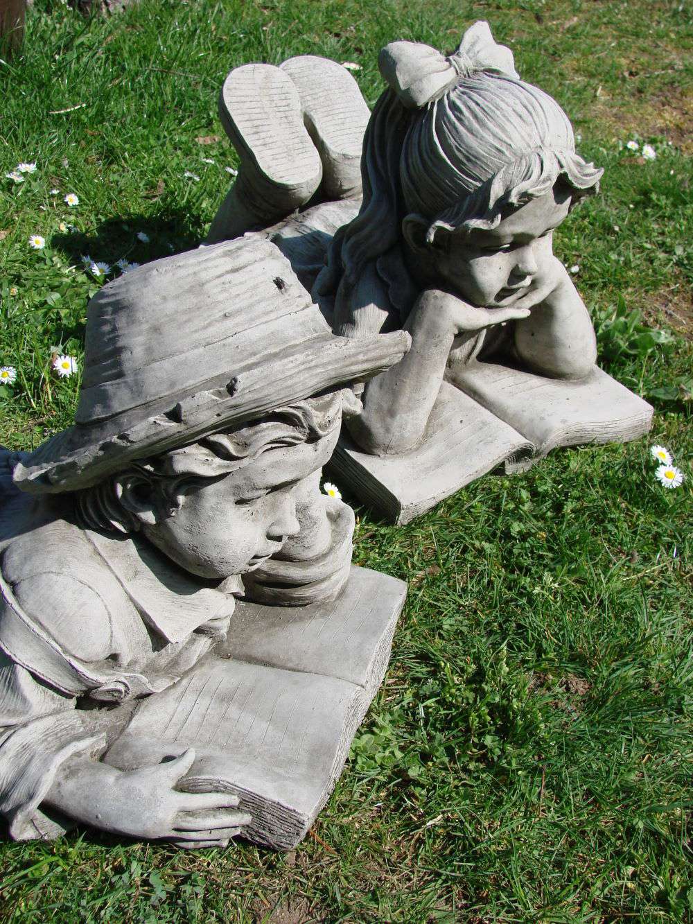 Steinfigur Junge mit 2 Eimer Blumenvase Gartenfigur Deko Steinkunst BLACKFORM 