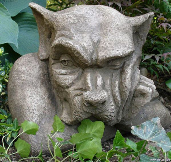 Fensterhocker-Skulptur 'Gargoyle' Aus Steinguss – 28 Cm Hoch, 29 Kg, Wetterfest Für Garten & Terrasse