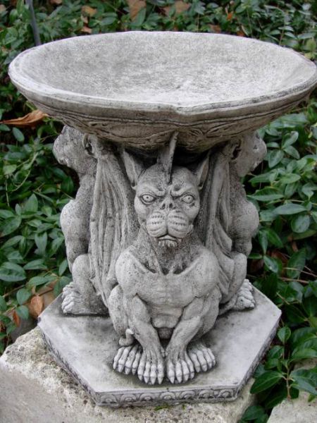 Gargoyle Vogelbad