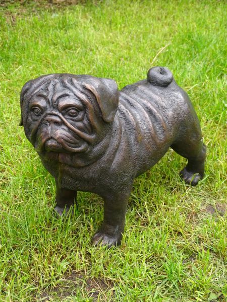 Bronzefigur Mops Hund