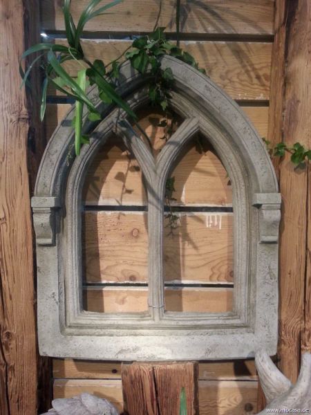 Gothisches Fenster für Ihre Gartenruine