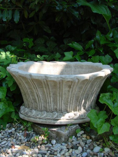 Jardiniere Steinguss Pflanzschale