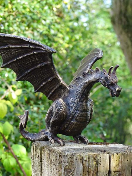 Bronzefigur Drache Terrador von Rottenecker