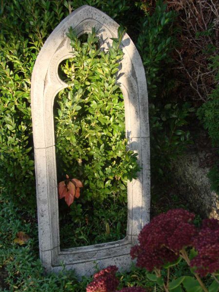 Gothisches Fenster für Ihre Gartenruine