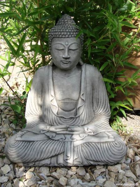 Gartenfigur Buddha meditieren aus Steinguss