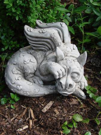 Kleiner Drache Wake up aus Steinguss