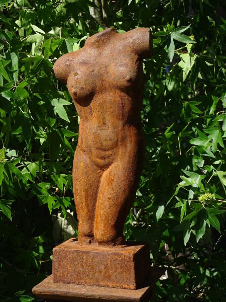 Frauentorso Gusseisen
