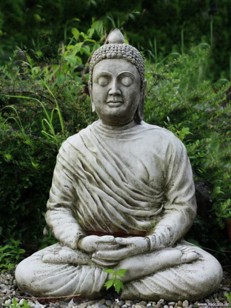 Großer meditierender Buddha aus Antiksteinguss
