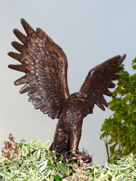 Bronzeskulptur Adler