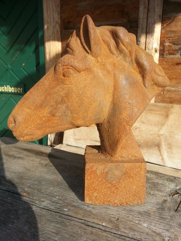Pferdekopf - Pferdebüste aus Gusseisen Edelrost mit Naturrost Patina