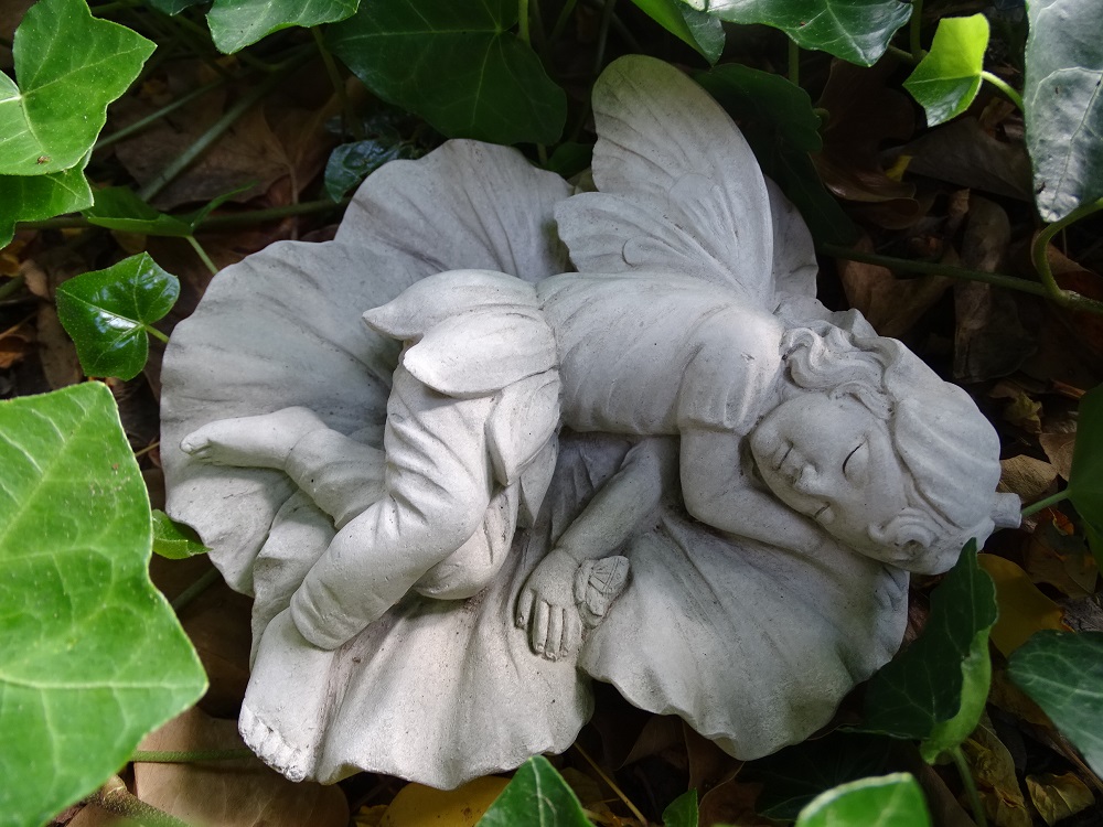Schne Gartenfiguren Elfen Und Trolle Bild